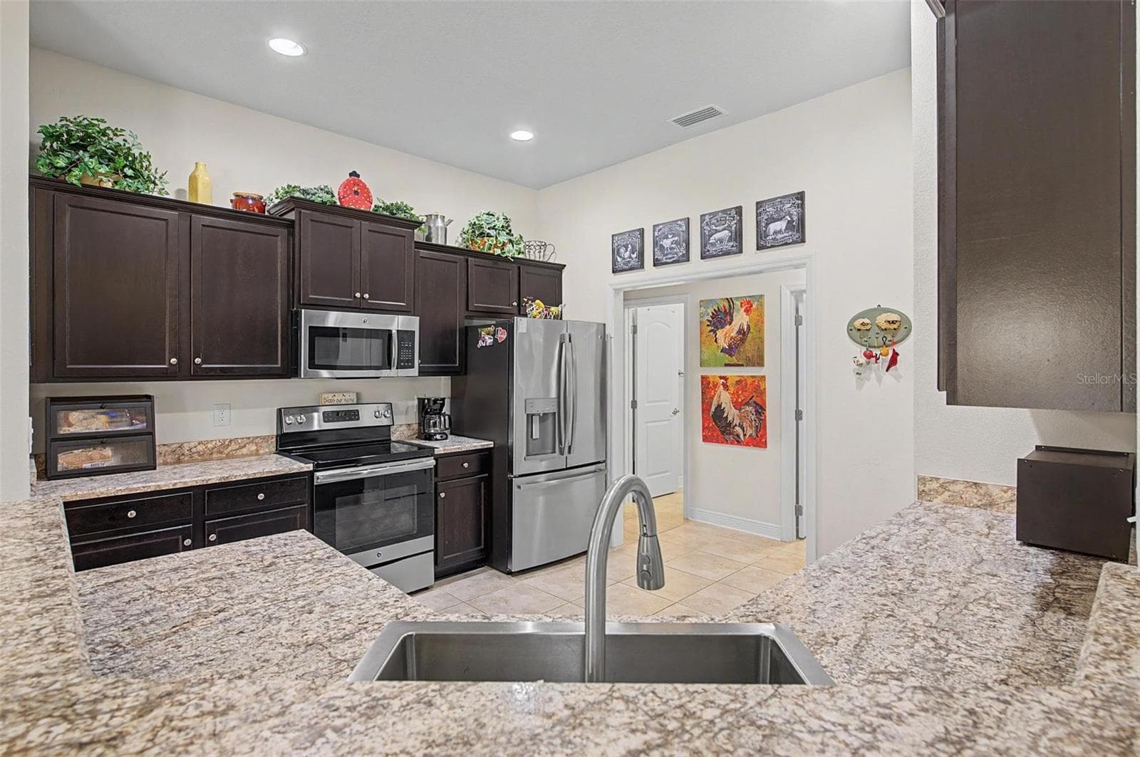 Kitchen - 27928 AUSTIN WOODS DRIVE, DADE CITY