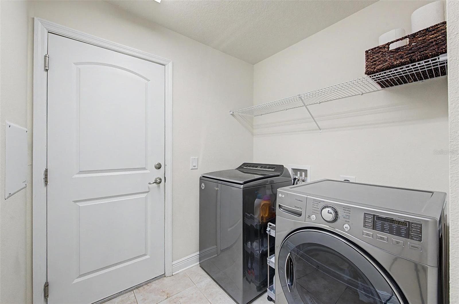 Laundry Room and Door to Garage - 27928 AUSTIN WOODS DRIVE, DADE CITY