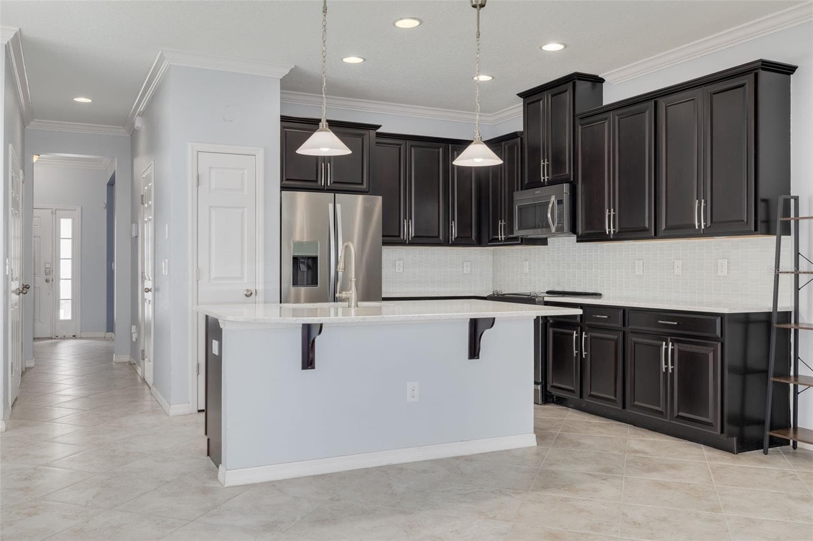 Townhouse at 4087 69TH TER N, PINELLAS PARK, photo 4 of 25