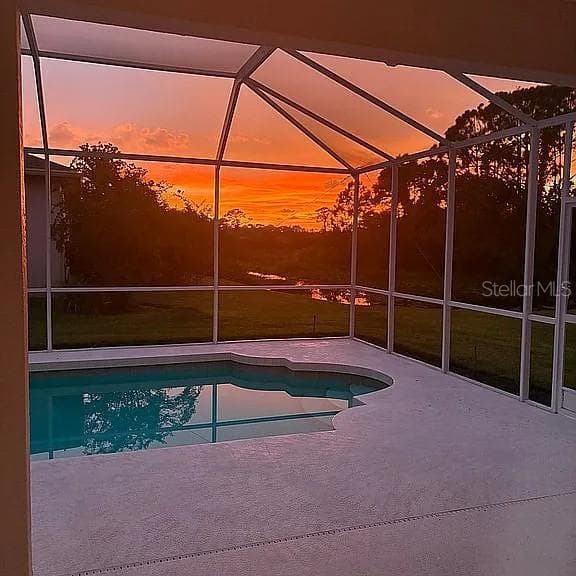 Single Family Residence at 7462 FEATHERSTONE BLVD, SARASOTA, photo 5 of 52