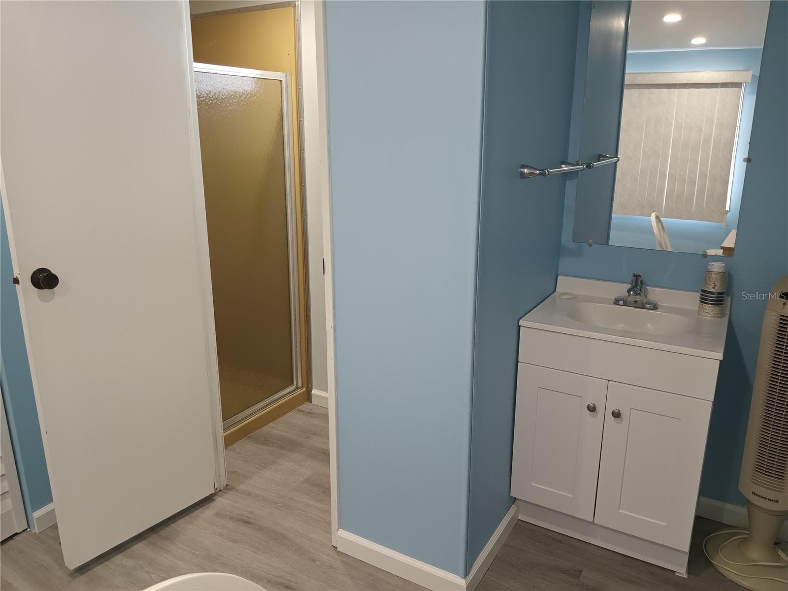 Mobile Home at 5119 GLEN ECHO AVE, SARASOTA, photo 17 of 72