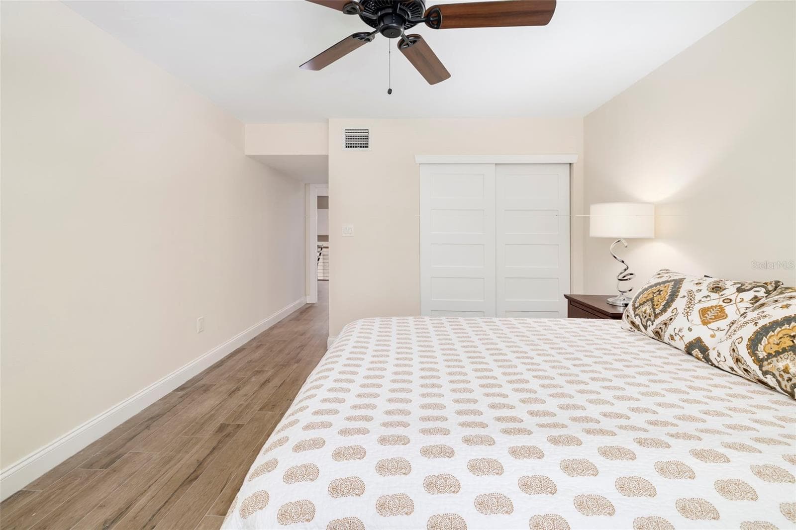 bedroom - 5182 LANCEWOOD DR #14, SARASOTA