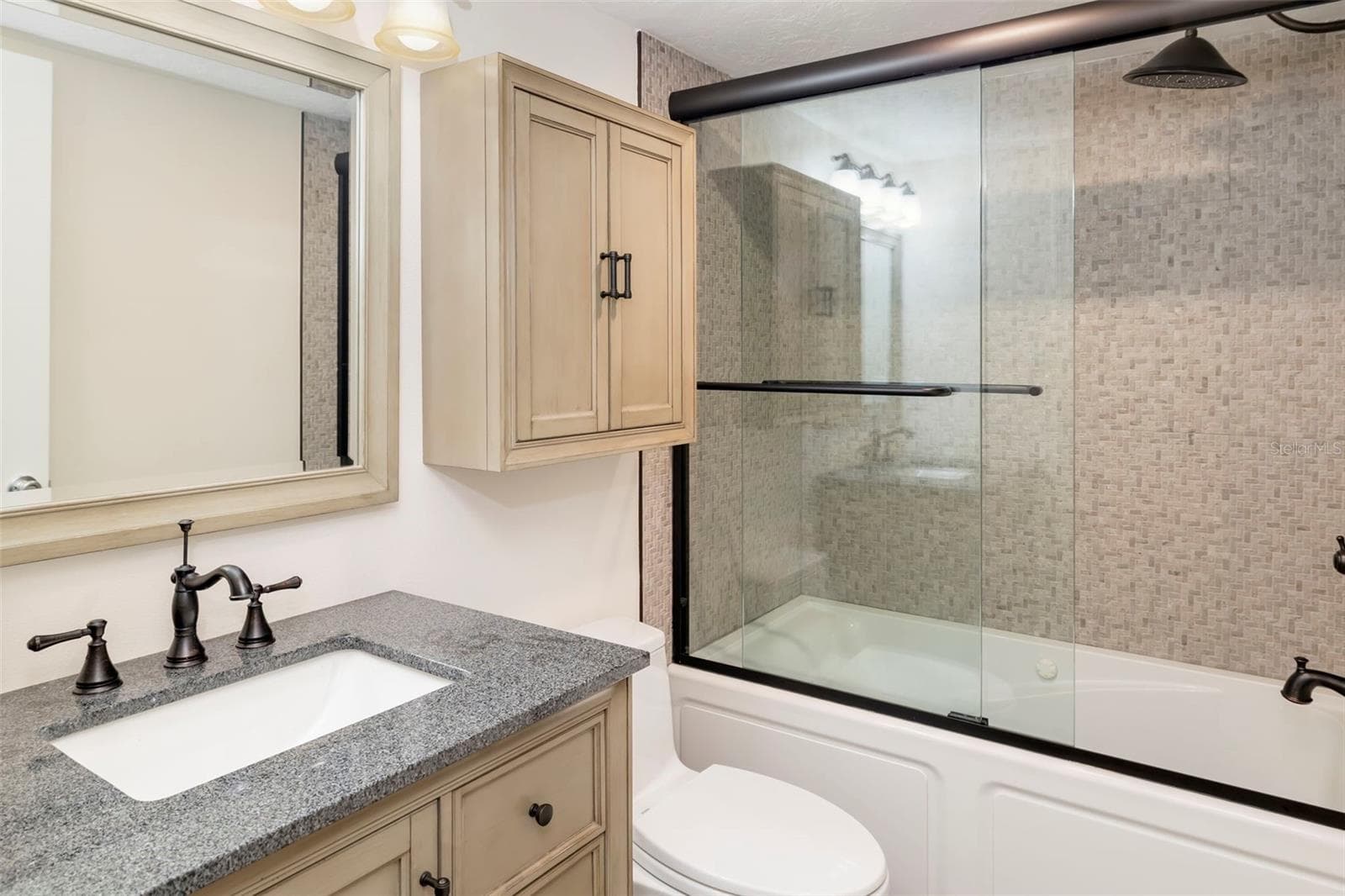 bedroom - 5182 LANCEWOOD DR #14, SARASOTA