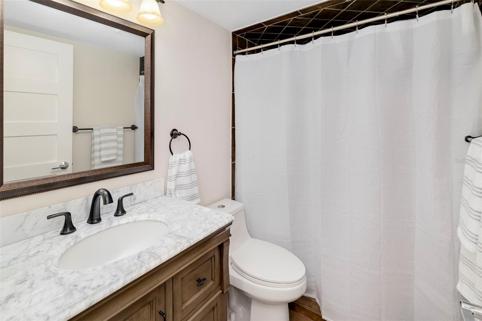 bathroom - 5182 LANCEWOOD DR #14, SARASOTA