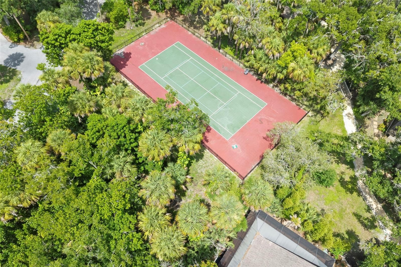 tennis court - 5182 LANCEWOOD DR #14, SARASOTA