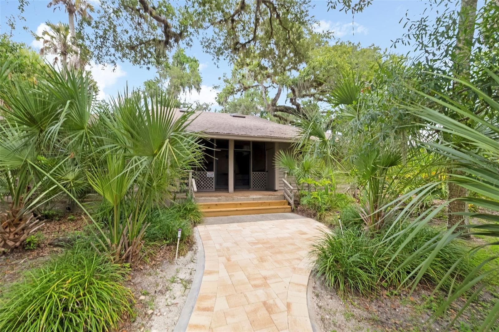 exterior - 5182 LANCEWOOD DR #14, SARASOTA
