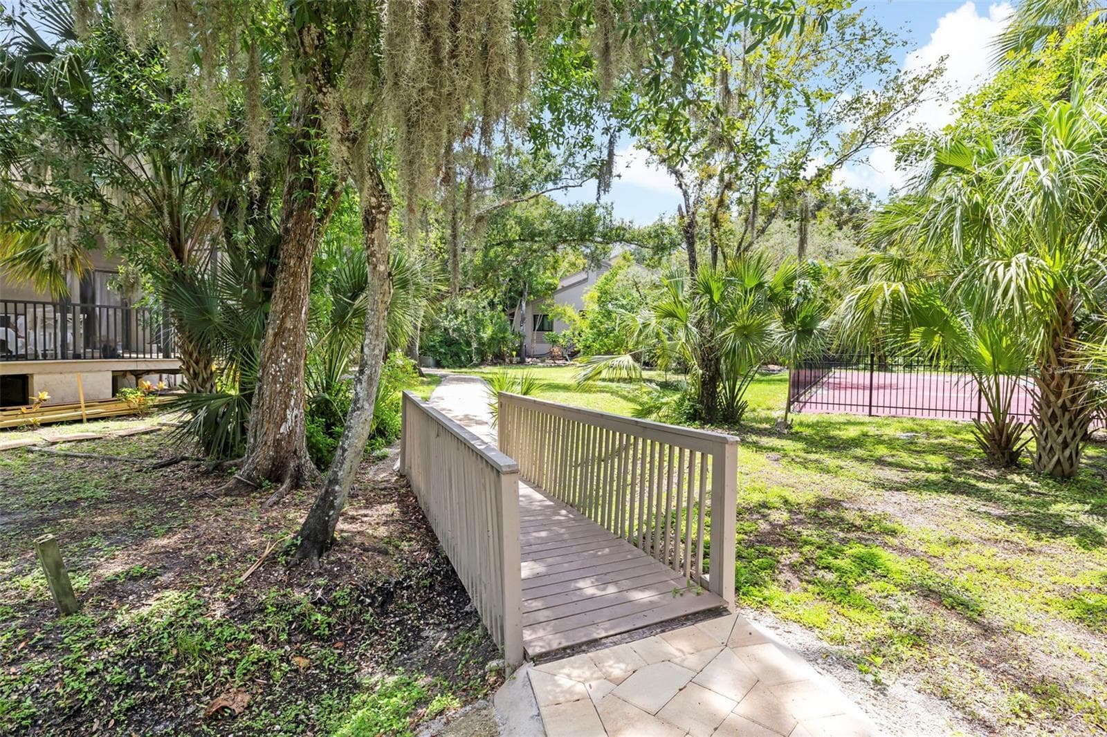 exterior - 5182 LANCEWOOD DR #14, SARASOTA