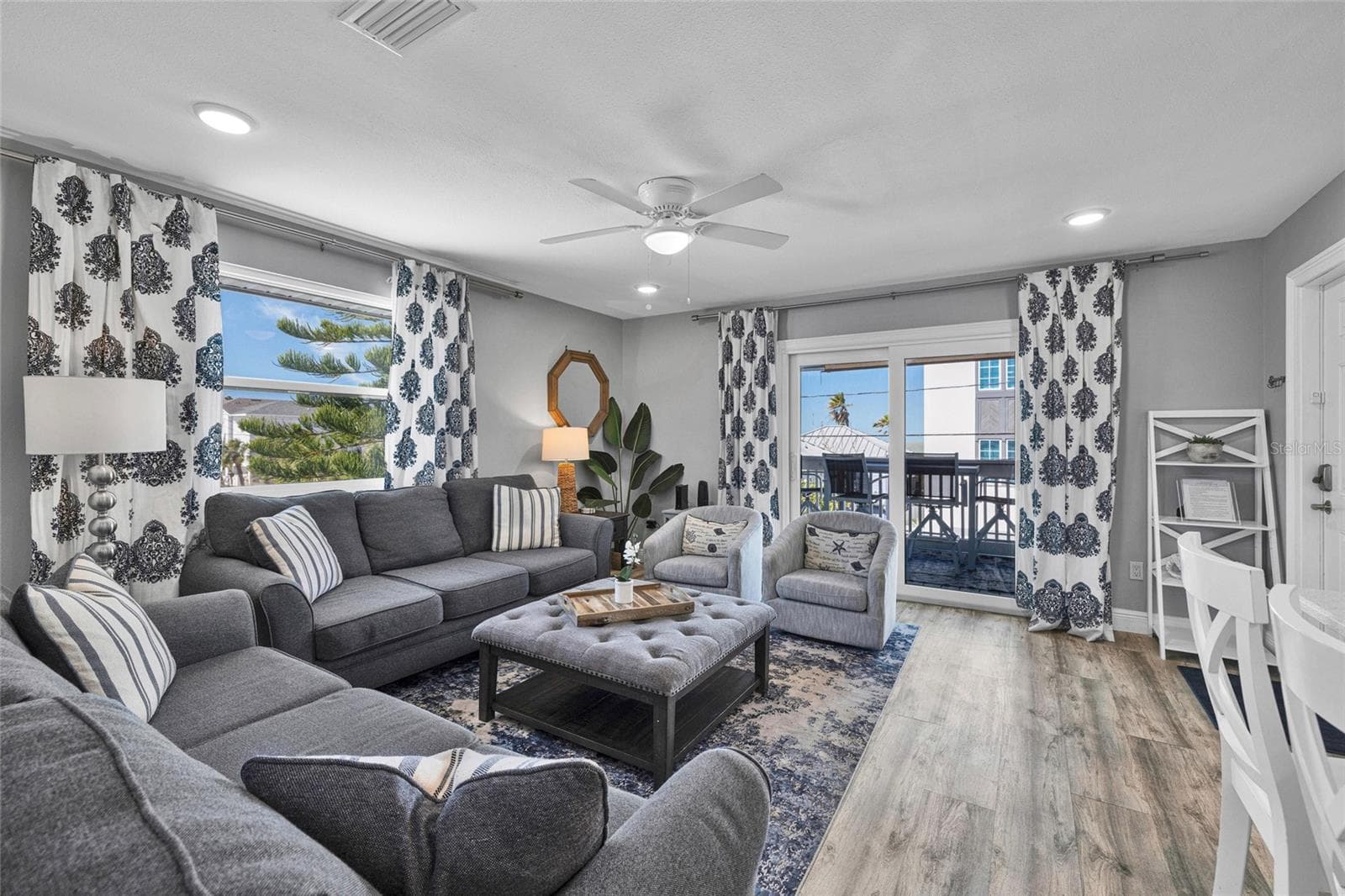 Condominium at 812 GULF BLVD #3, INDIAN ROCKS BEACH, photo 9 of 44