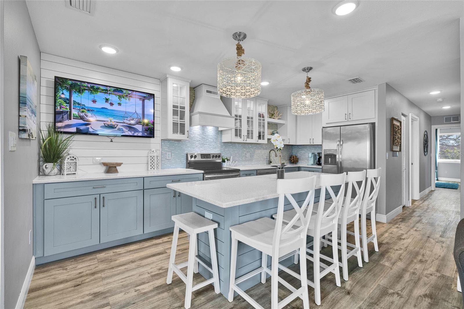 Condominium at 812 GULF BLVD #3, INDIAN ROCKS BEACH, photo 10 of 44