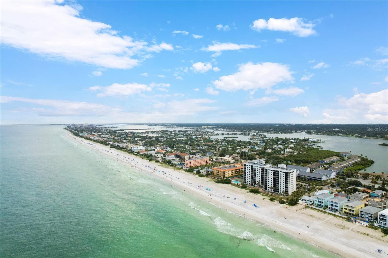 Condominium at 812 GULF BLVD #3, INDIAN ROCKS BEACH, photo 40 of 44
