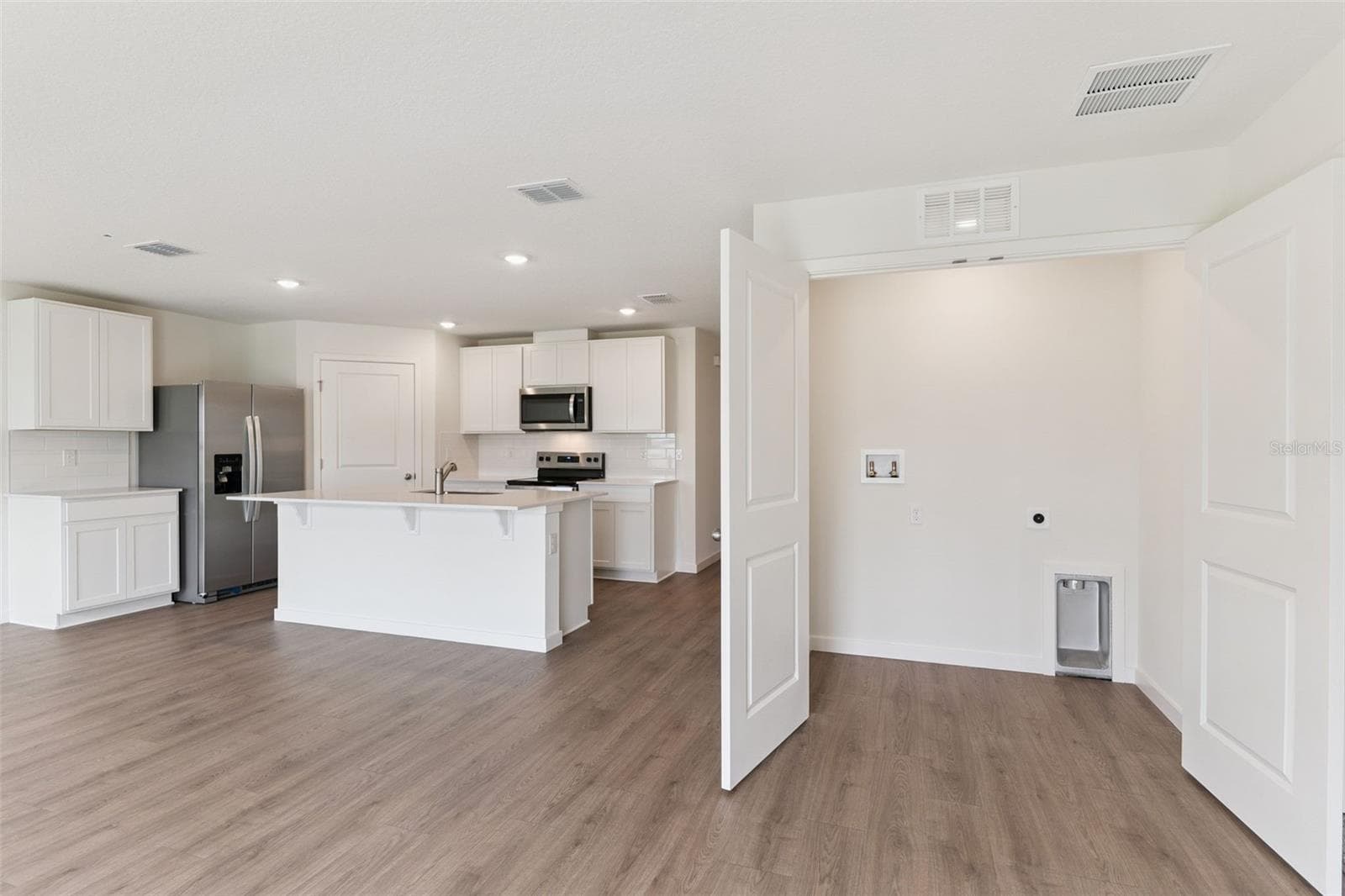 Single Family Residence at 369 BASS CT, POINCIANA, photo 6 of 22