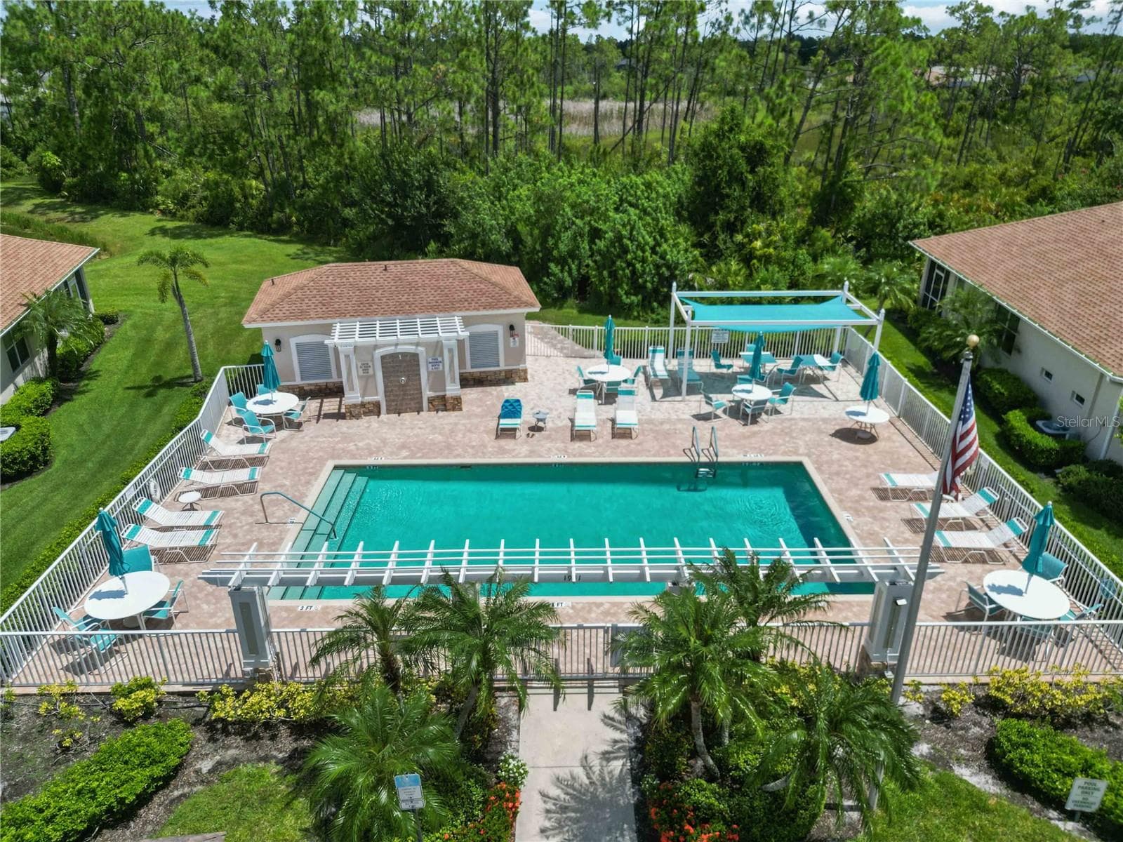 Neighborhood pool - 1914 SCARLETT AVE, NORTH PORT