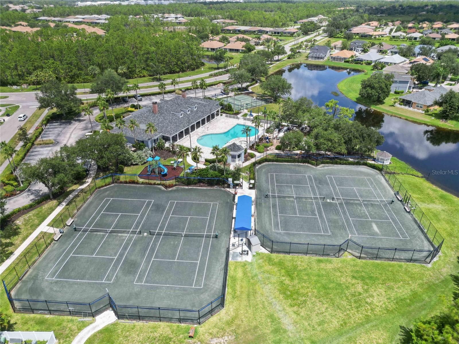 Community Pool and Clubhouse - 1914 SCARLETT AVE, NORTH PORT