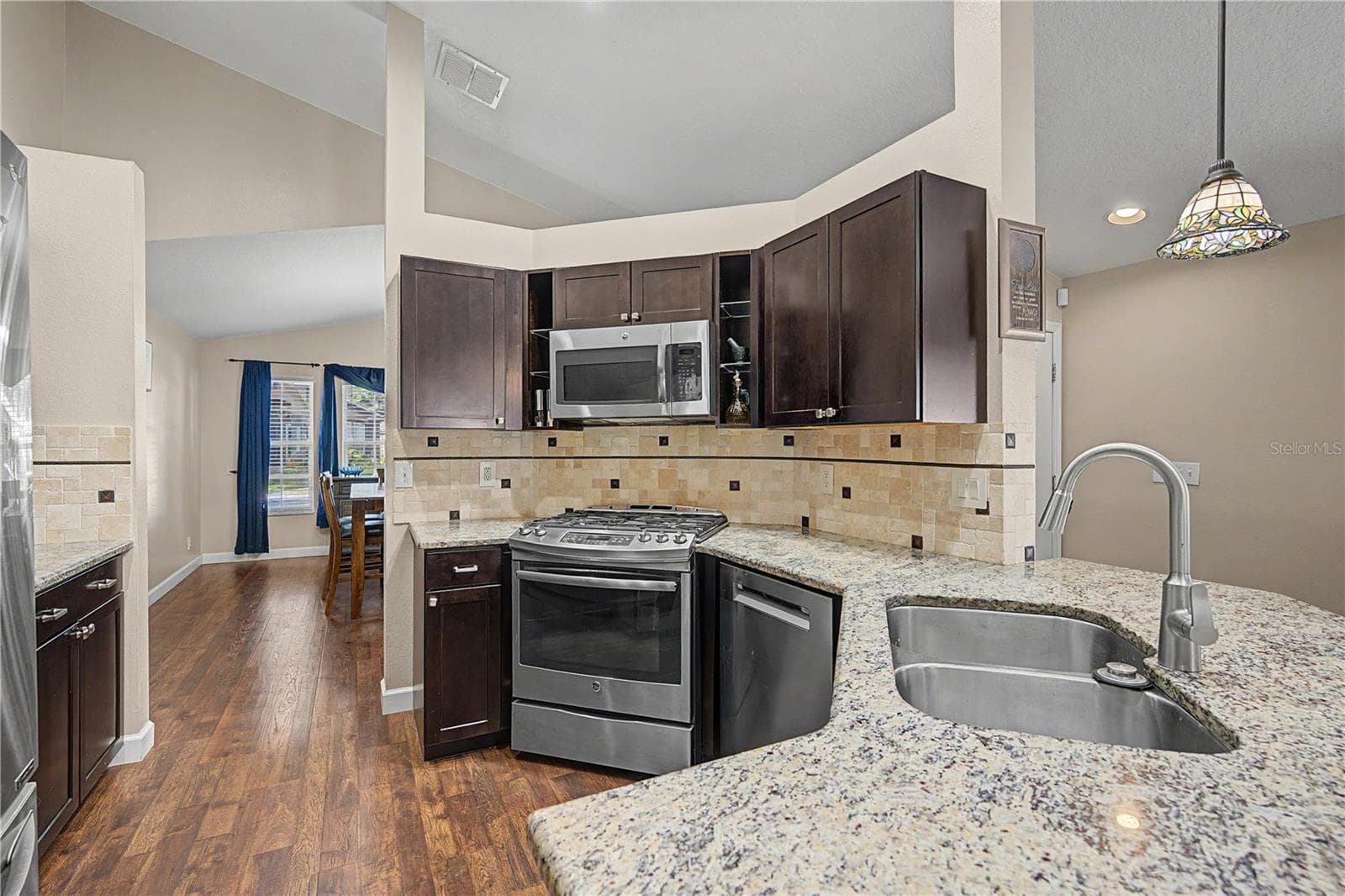 Single Family Residence at 24328 MISTWOOD CT, LUTZ, photo 7 of 43