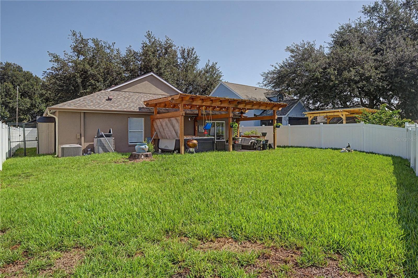 Single Family Residence at 24328 MISTWOOD CT, LUTZ, photo 42 of 43