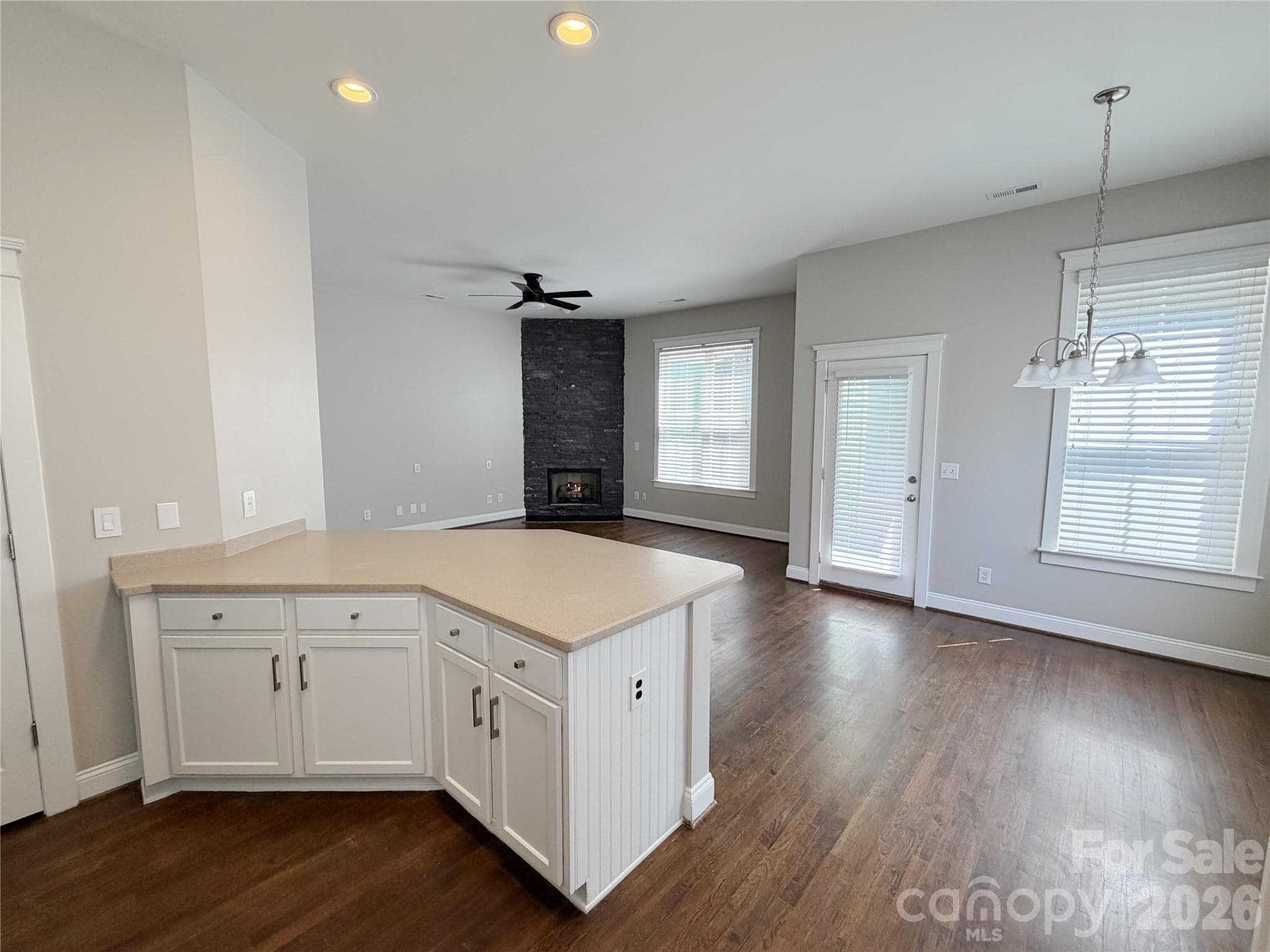 Single Family Residence at Huntersville, photo 7 of 31