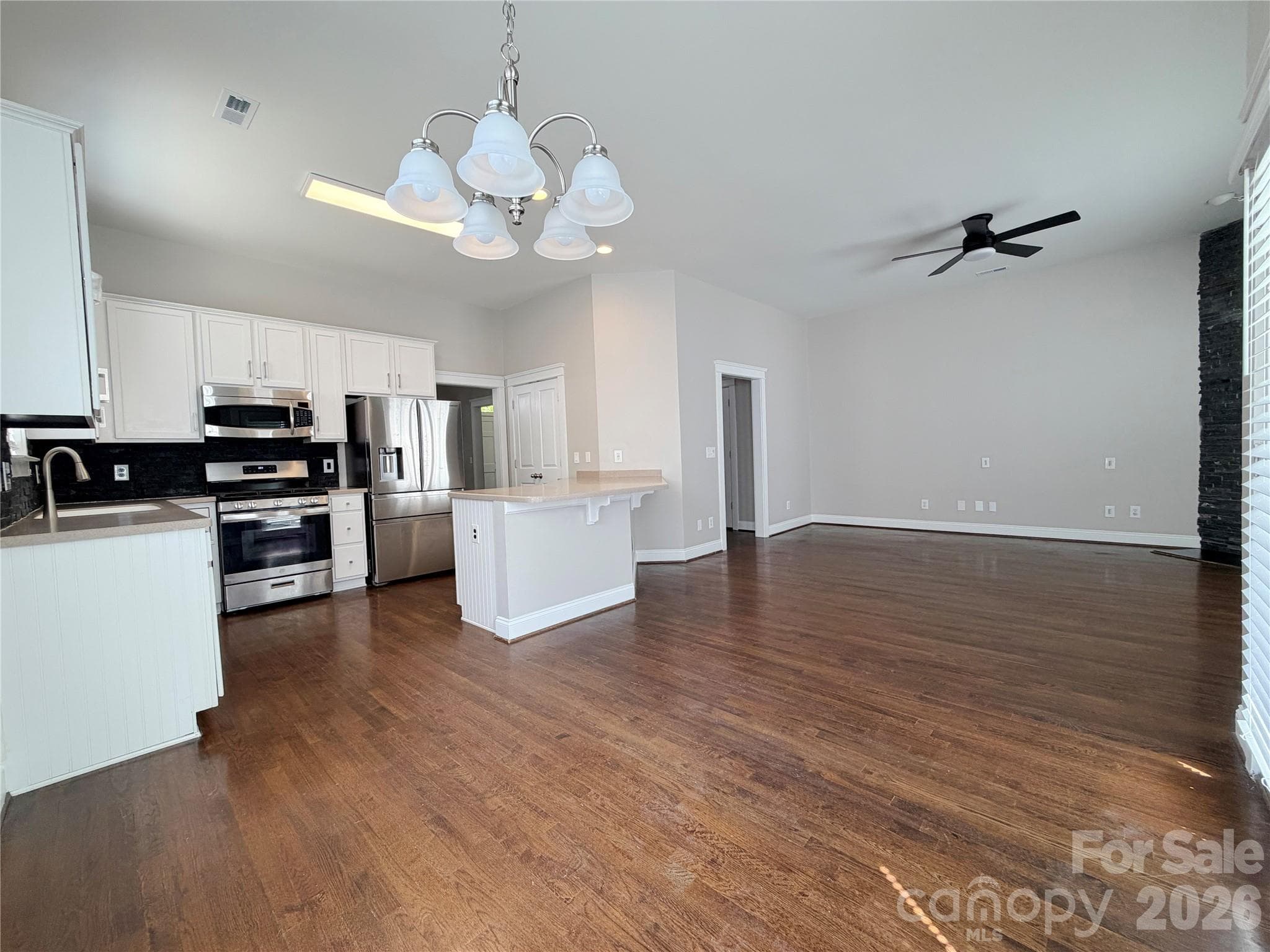 Single Family Residence at Huntersville, photo 9 of 31