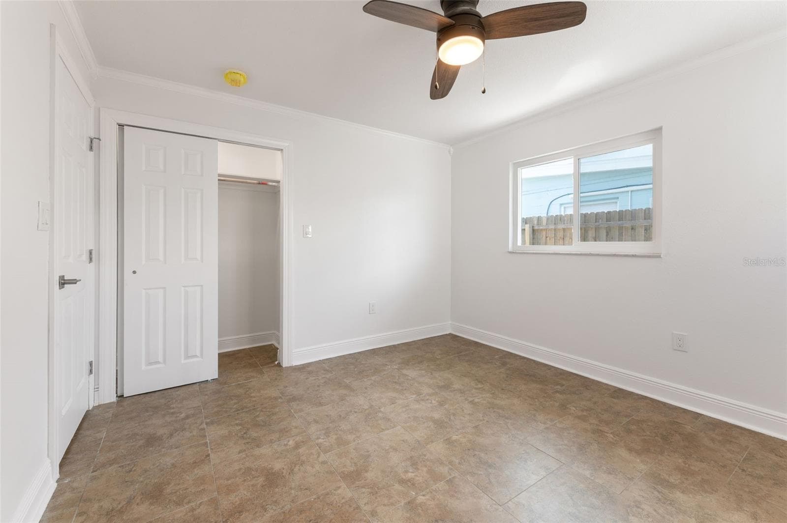 Duplex at 14036 MARGUERITE DR, MADEIRA BEACH, photo 10 of 36
