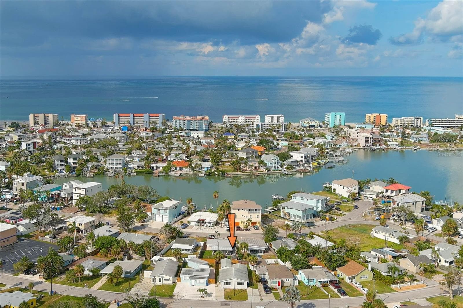 Duplex at 14036 MARGUERITE DR, MADEIRA BEACH, photo 30 of 36