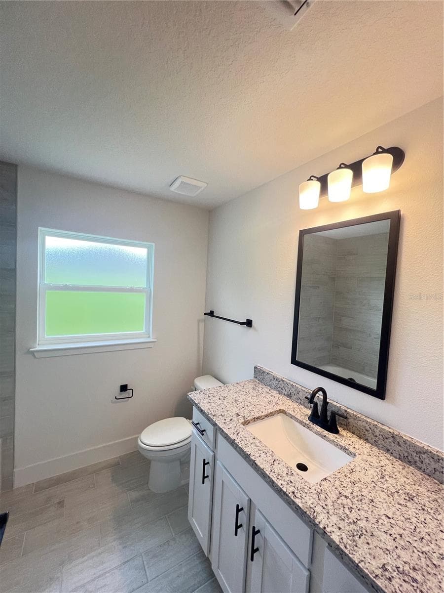 Single Family Residence at 37266 HIDDEN VIEW CIRCLE, DADE CITY, photo 13 of 31