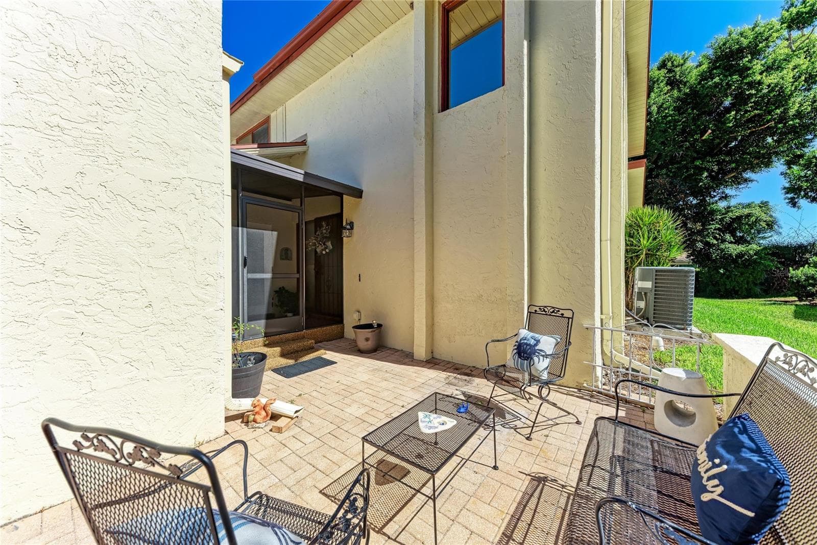 Villa at 6207 COURTSIDE DR #23, BRADENTON, photo 5 of 52