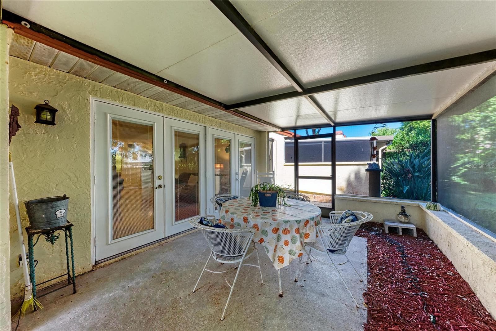 Covered Lanai - 6207 COURTSIDE DR #23, BRADENTON
