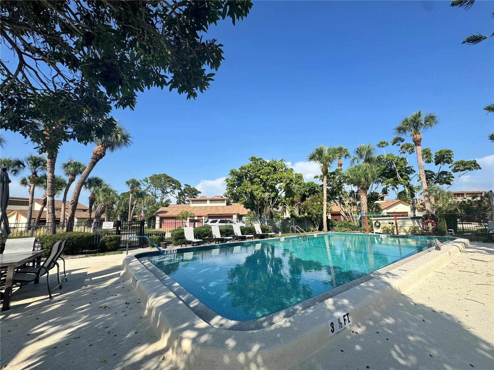 Community Pool - 6207 COURTSIDE DR #23, BRADENTON