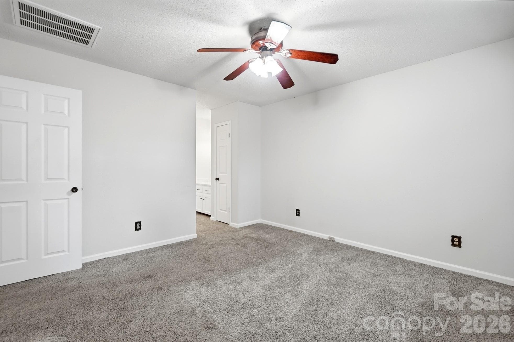 Single Family Residence at 2600 Providence Drive, Gastonia, photo 28 of 47
