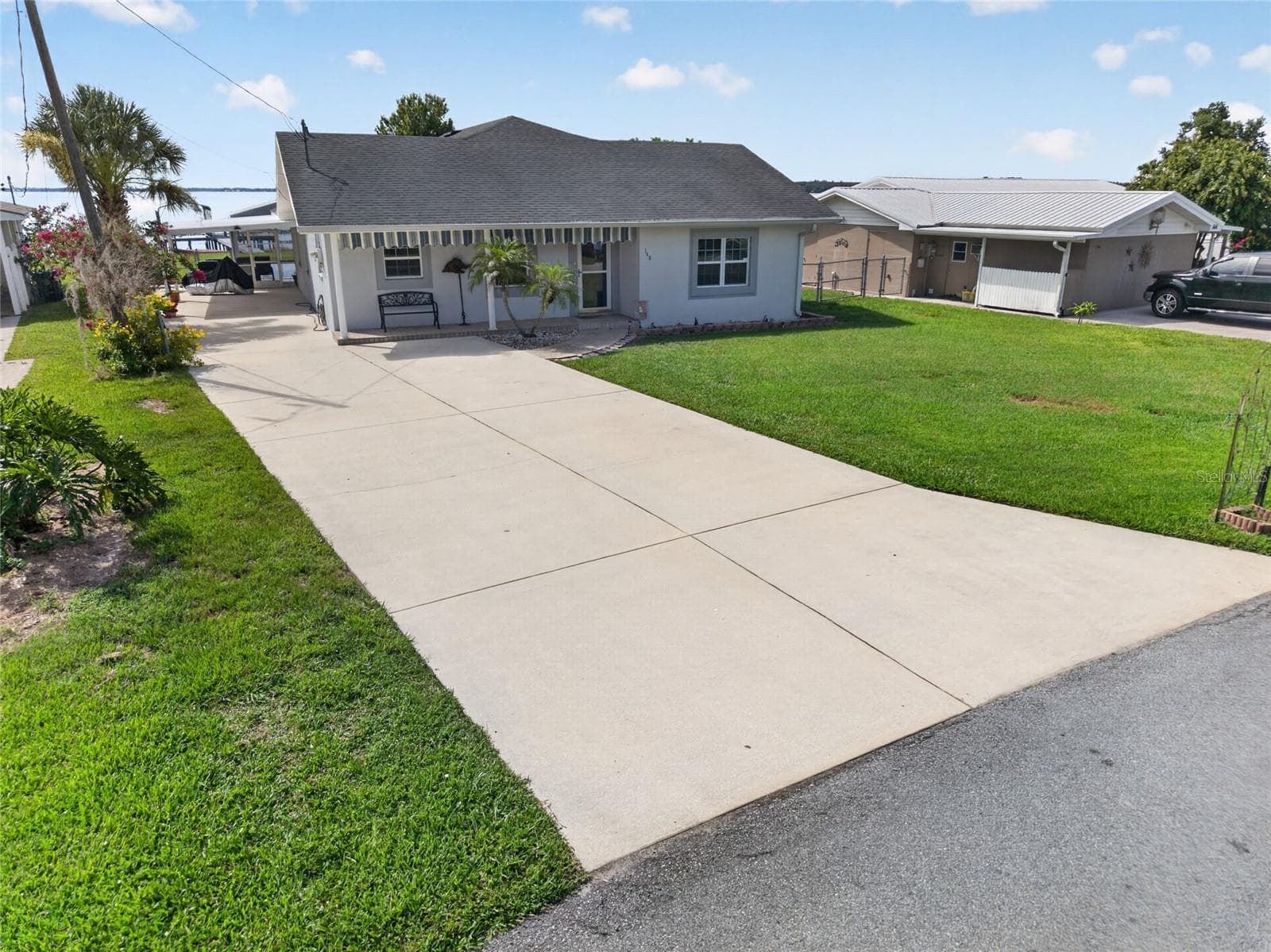 148 N LAKE REEDY BLVD