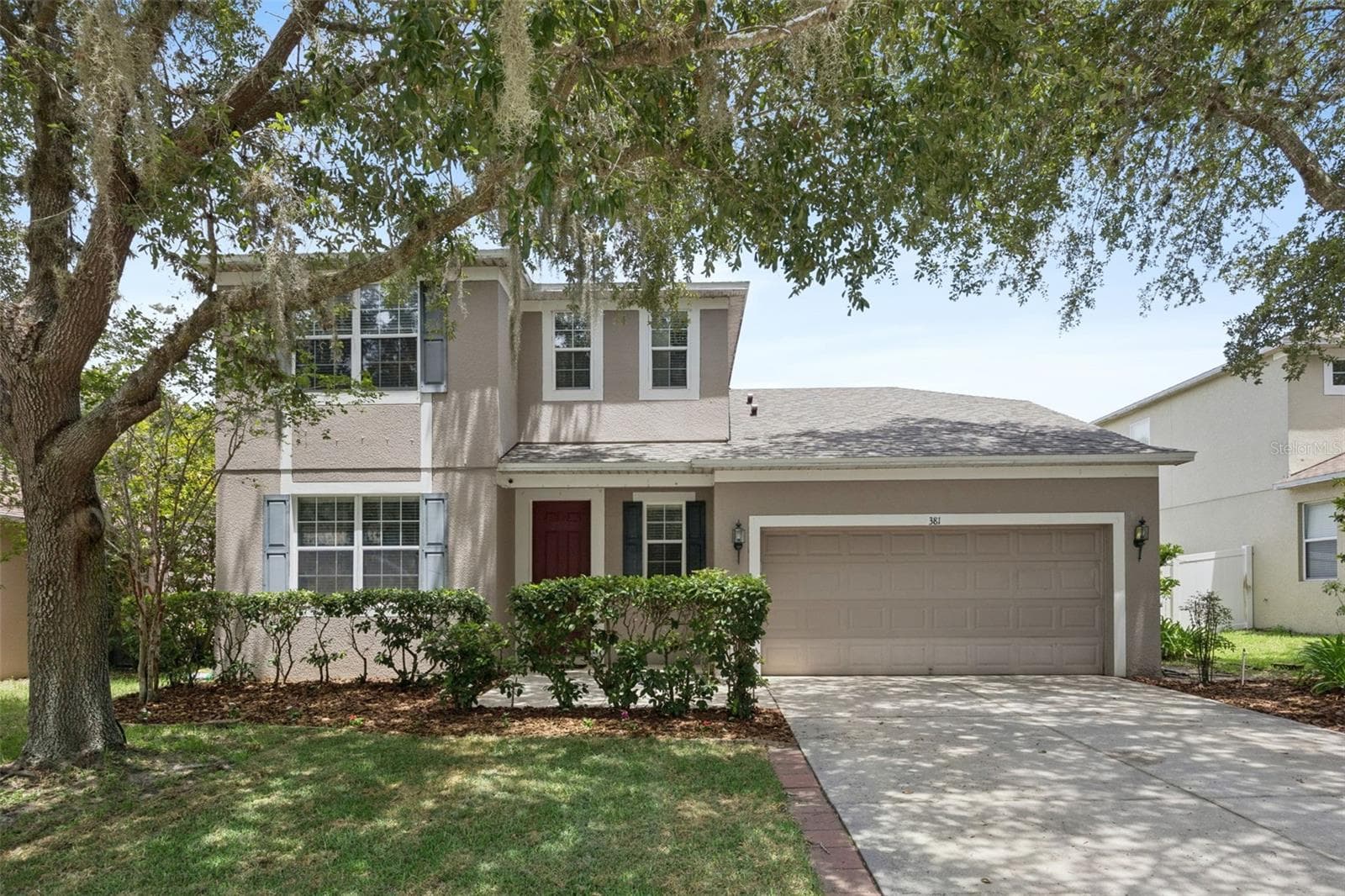 381 MISTY OAKS LN