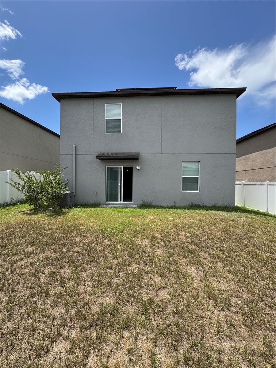 Single Family Residence at 36569 SMITHFIELD LN, ZEPHYRHILLS, photo 27 of 30