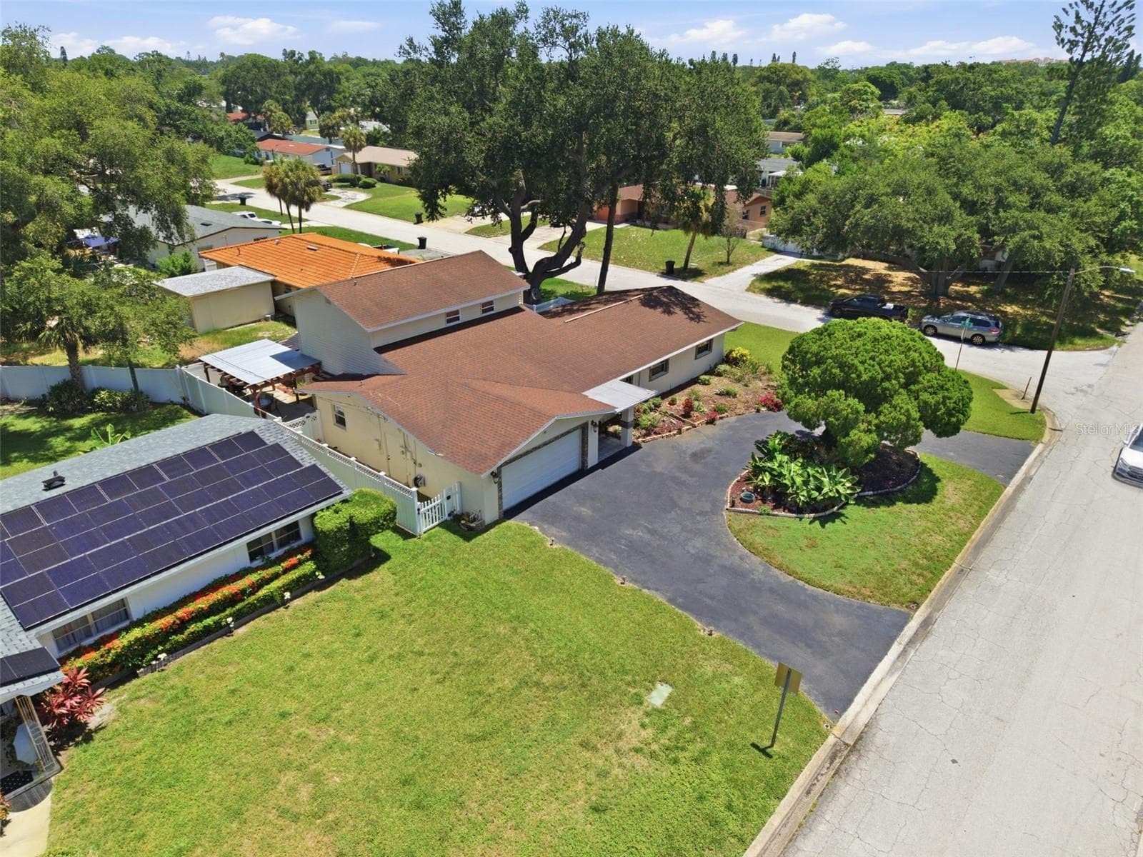 Single Family Residence at 701 58TH AVE S, ST PETERSBURG, photo 52 of 63