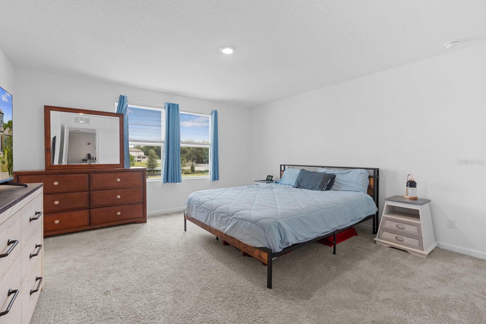 Primary Suite - 38465 HONEYSUCKLE DR, DADE CITY