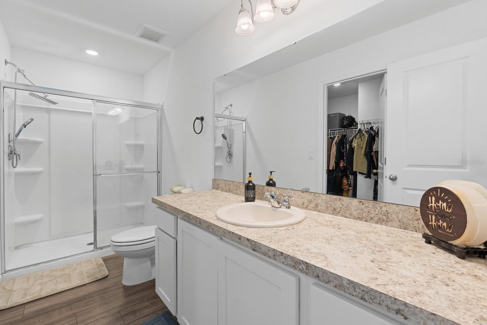 Primary Bath - 38465 HONEYSUCKLE DR, DADE CITY