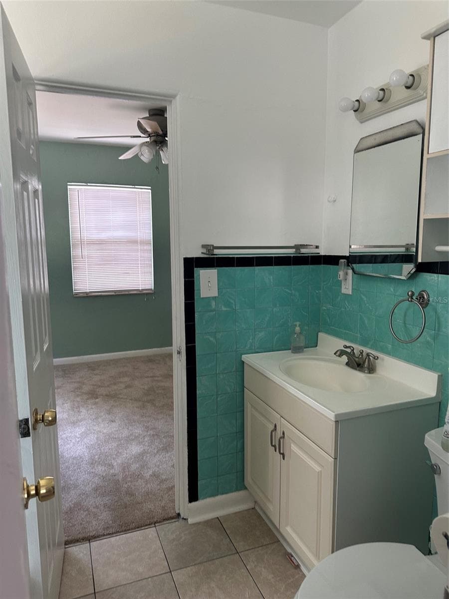 Single Family Residence at 4142 6TH AVE N, ST PETERSBURG, photo 9 of 11