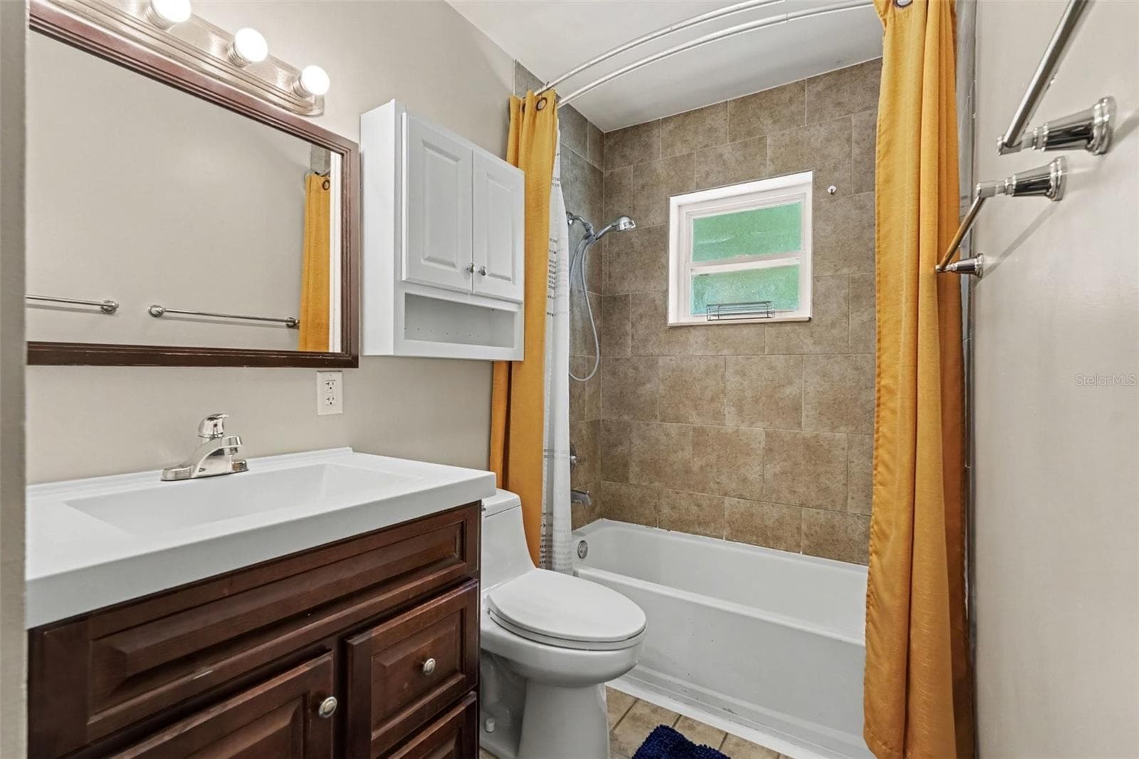 Single Family Residence at 4419 DOLPHIN DR, TAMPA, photo 4 of 25