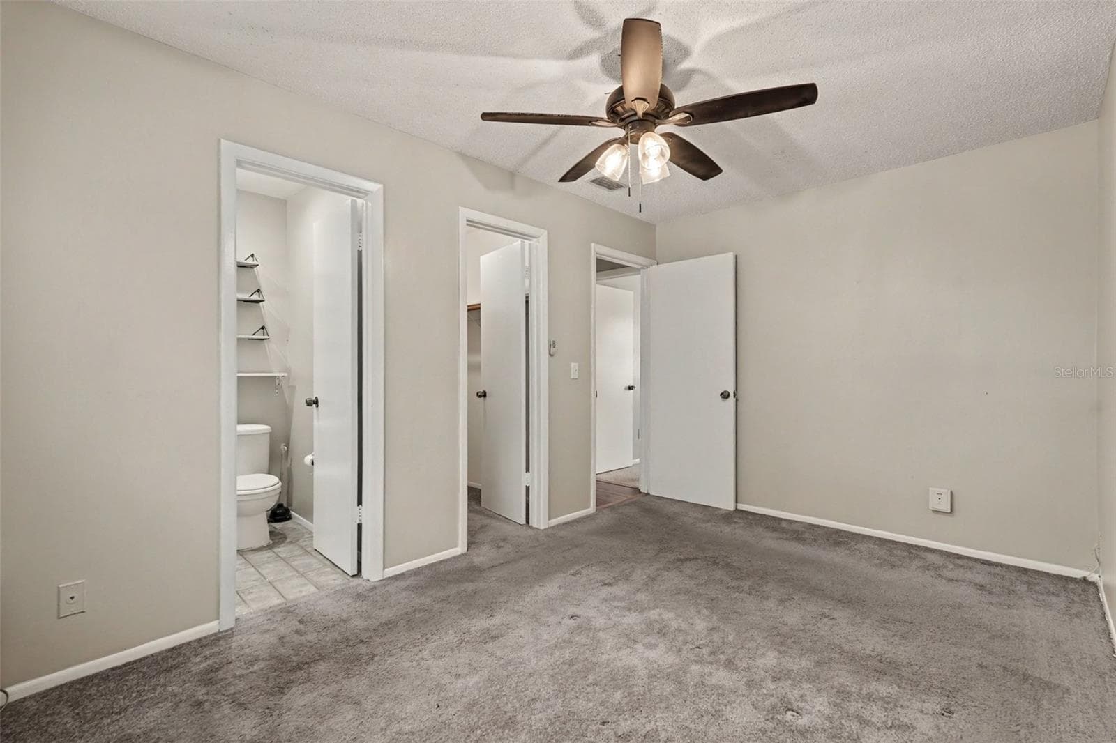 Single Family Residence at 4419 DOLPHIN DR, TAMPA, photo 13 of 25