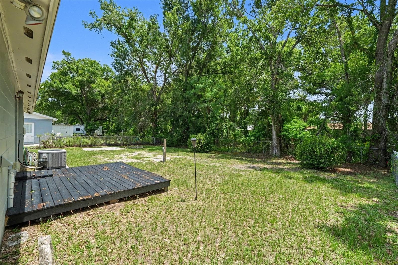Single Family Residence at 4419 DOLPHIN DR, TAMPA, photo 21 of 25