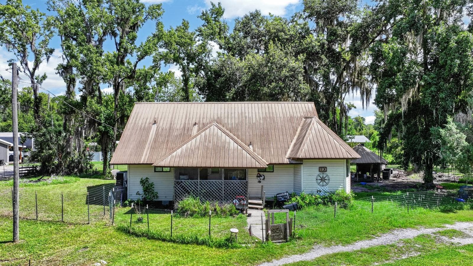 Single Family Residence at 110 W PALM AVE, CRESCENT CITY, photo 33 of 47