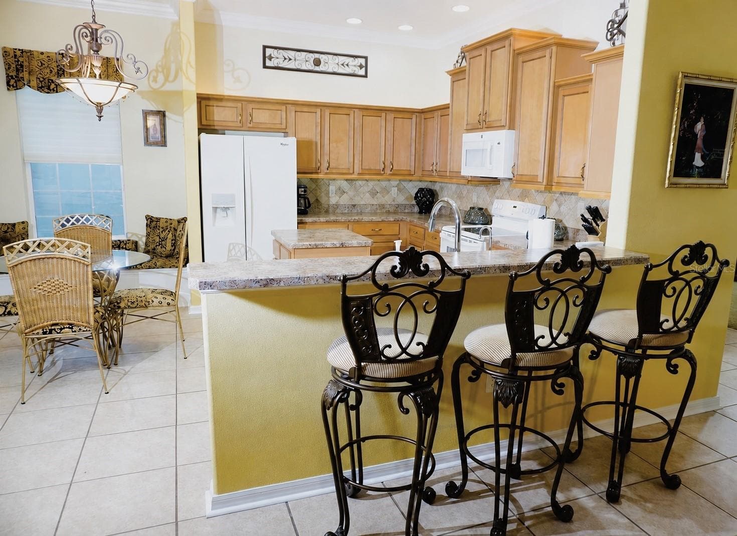 BREAKFAST BAR - 6402 BARCELLONA RD, LAND O LAKES