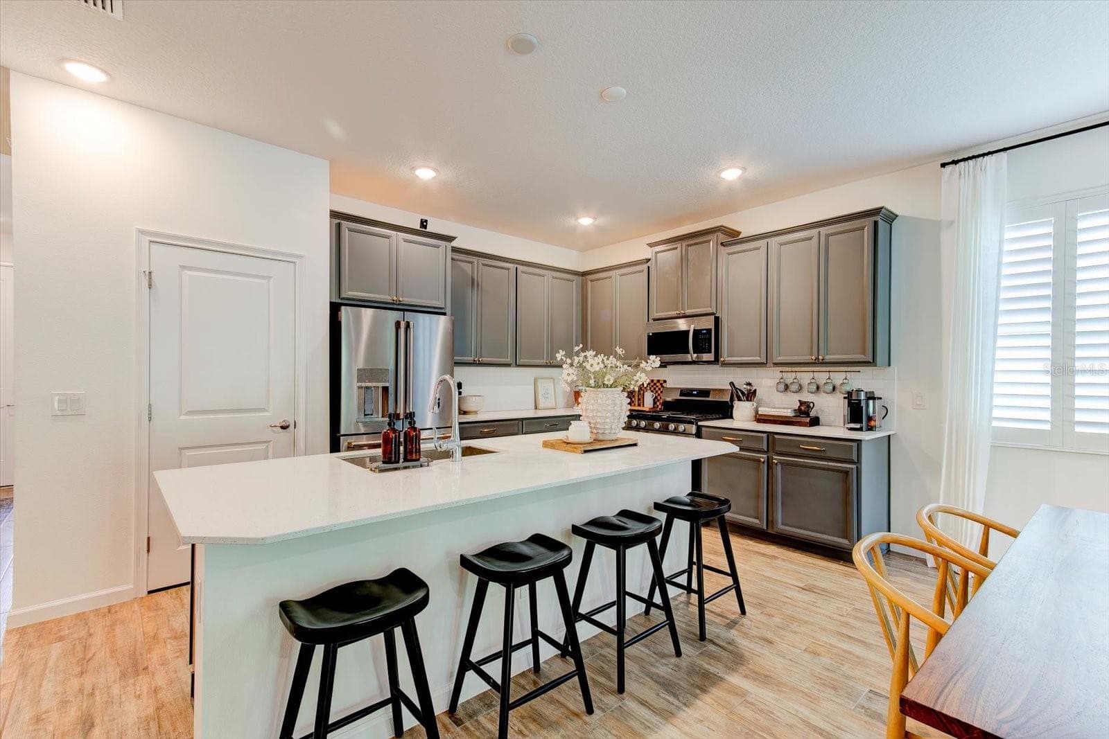 Single Family Residence at 2403 NATOMA BLVD, MOUNT DORA, photo 10 of 38