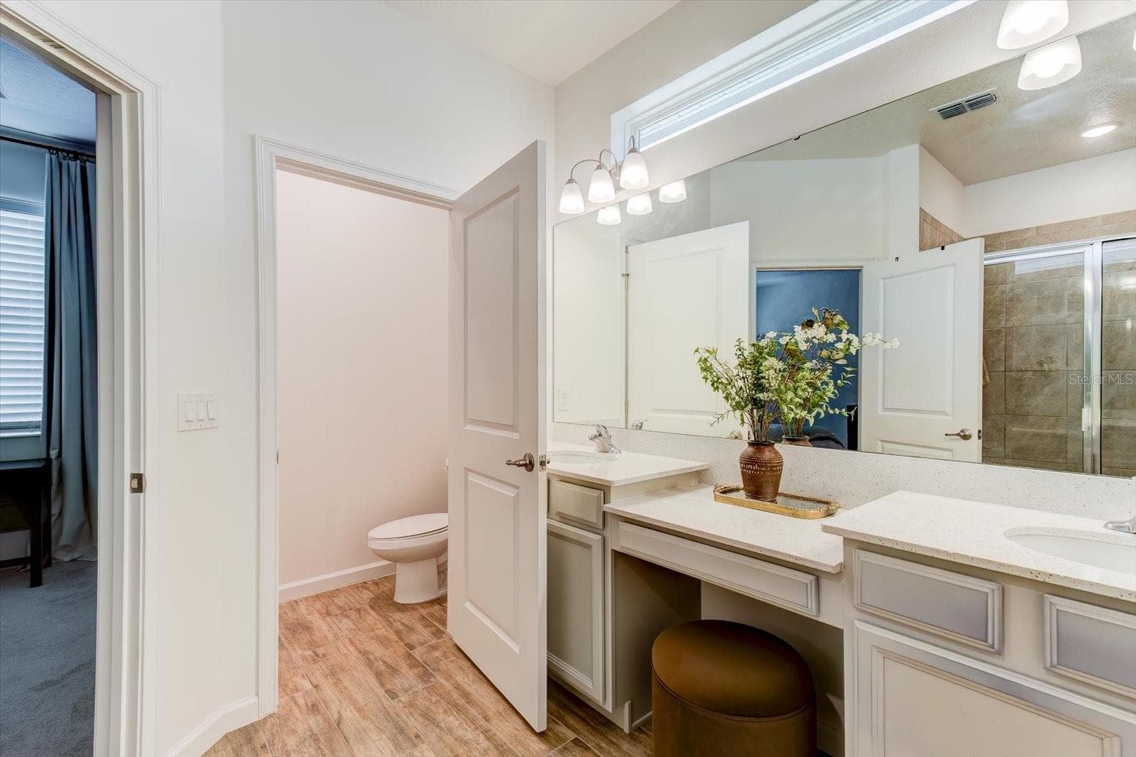 Single Family Residence at 2403 NATOMA BLVD, MOUNT DORA, photo 18 of 38