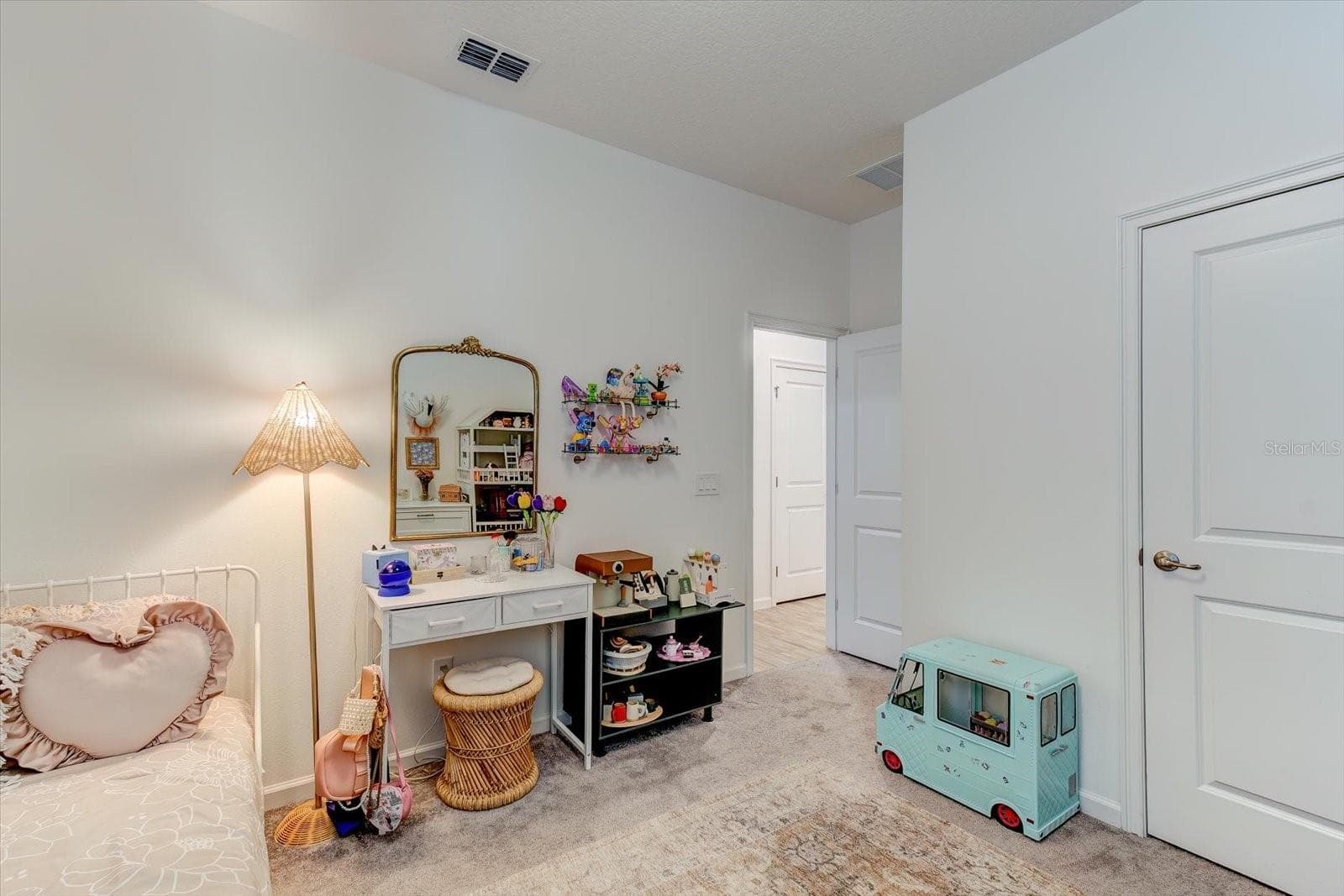 Single Family Residence at 2403 NATOMA BLVD, MOUNT DORA, photo 27 of 38