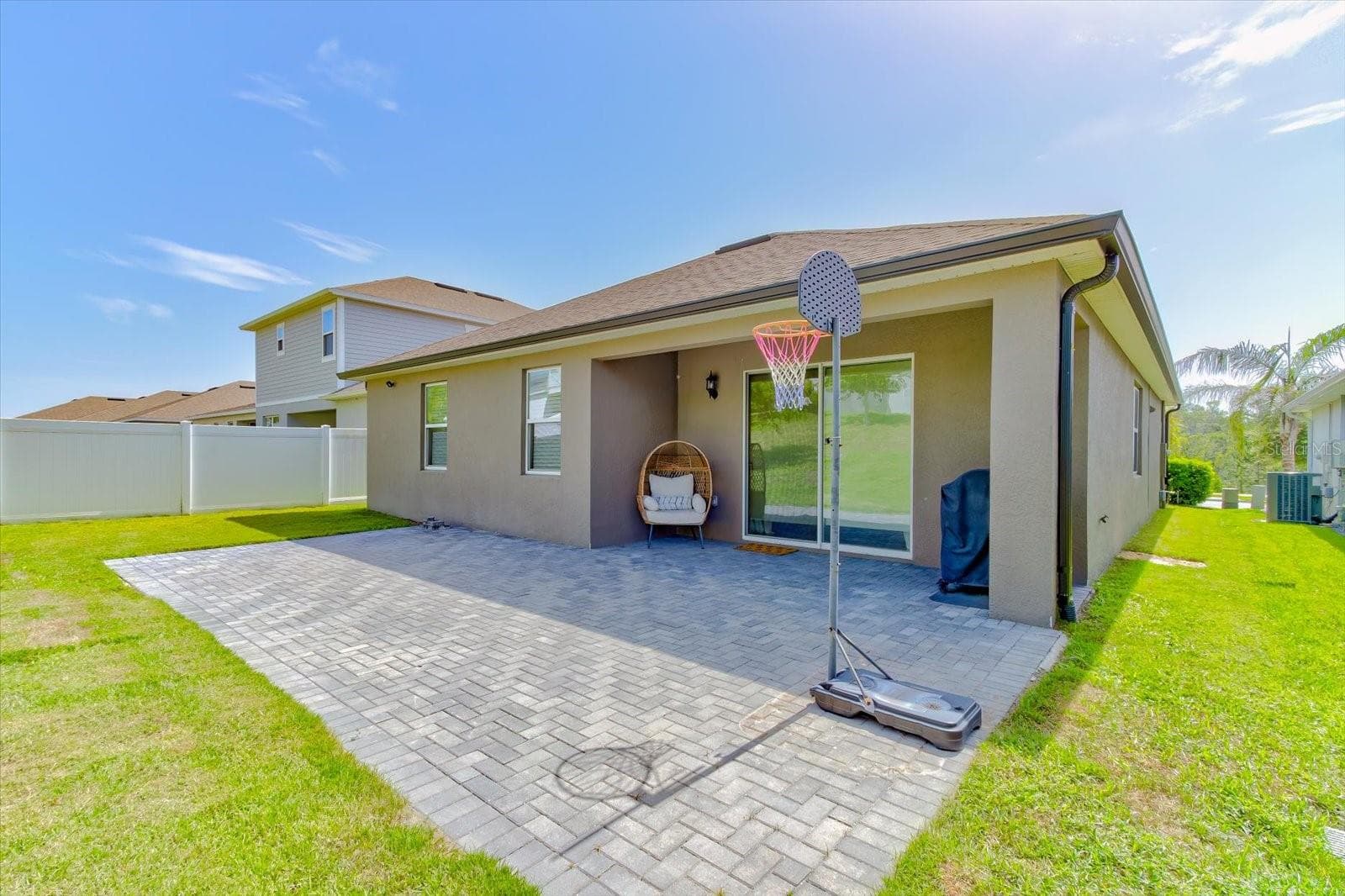 Single Family Residence at 2403 NATOMA BLVD, MOUNT DORA, photo 32 of 38