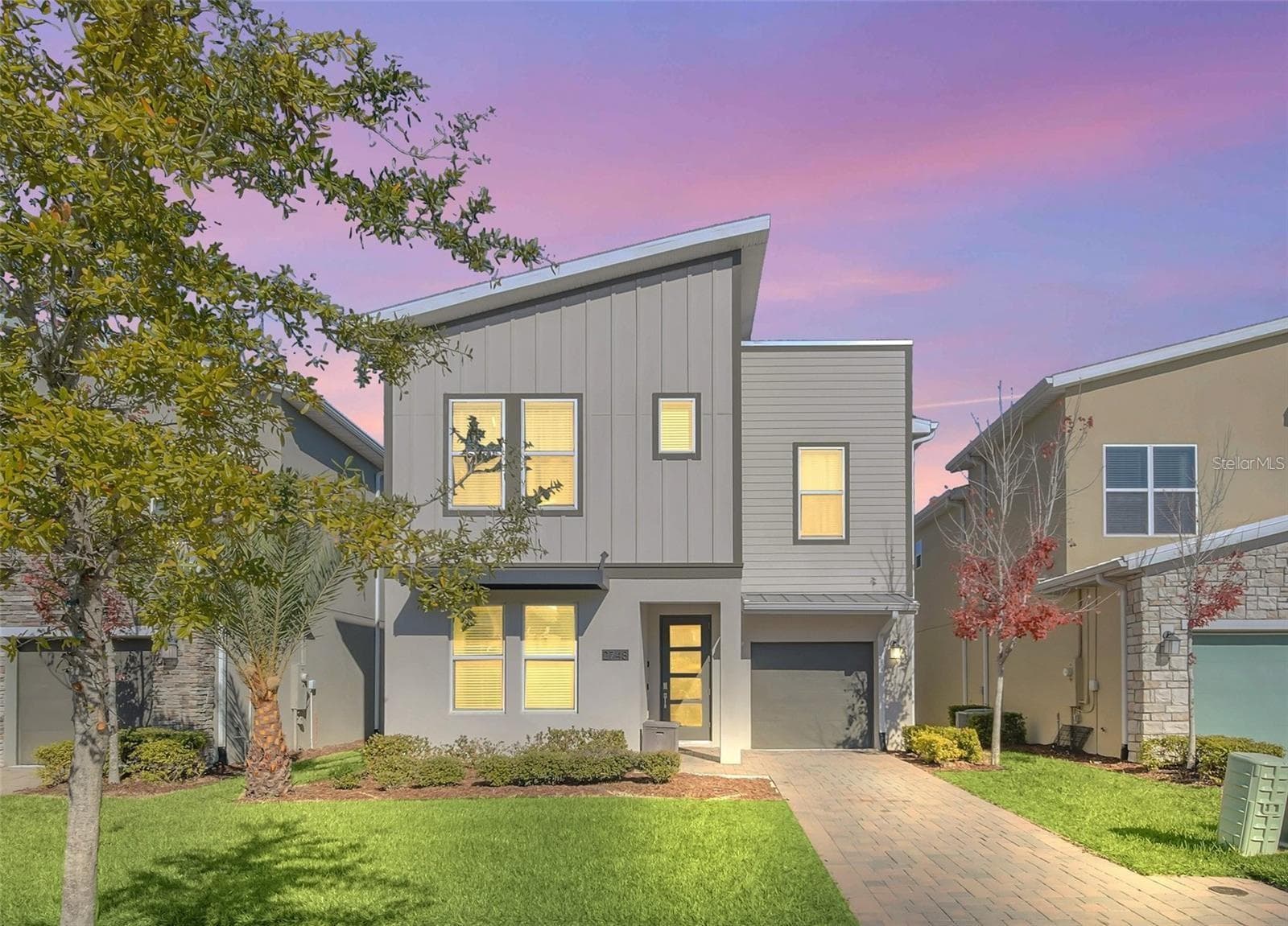 2748 BOOKMARK DR