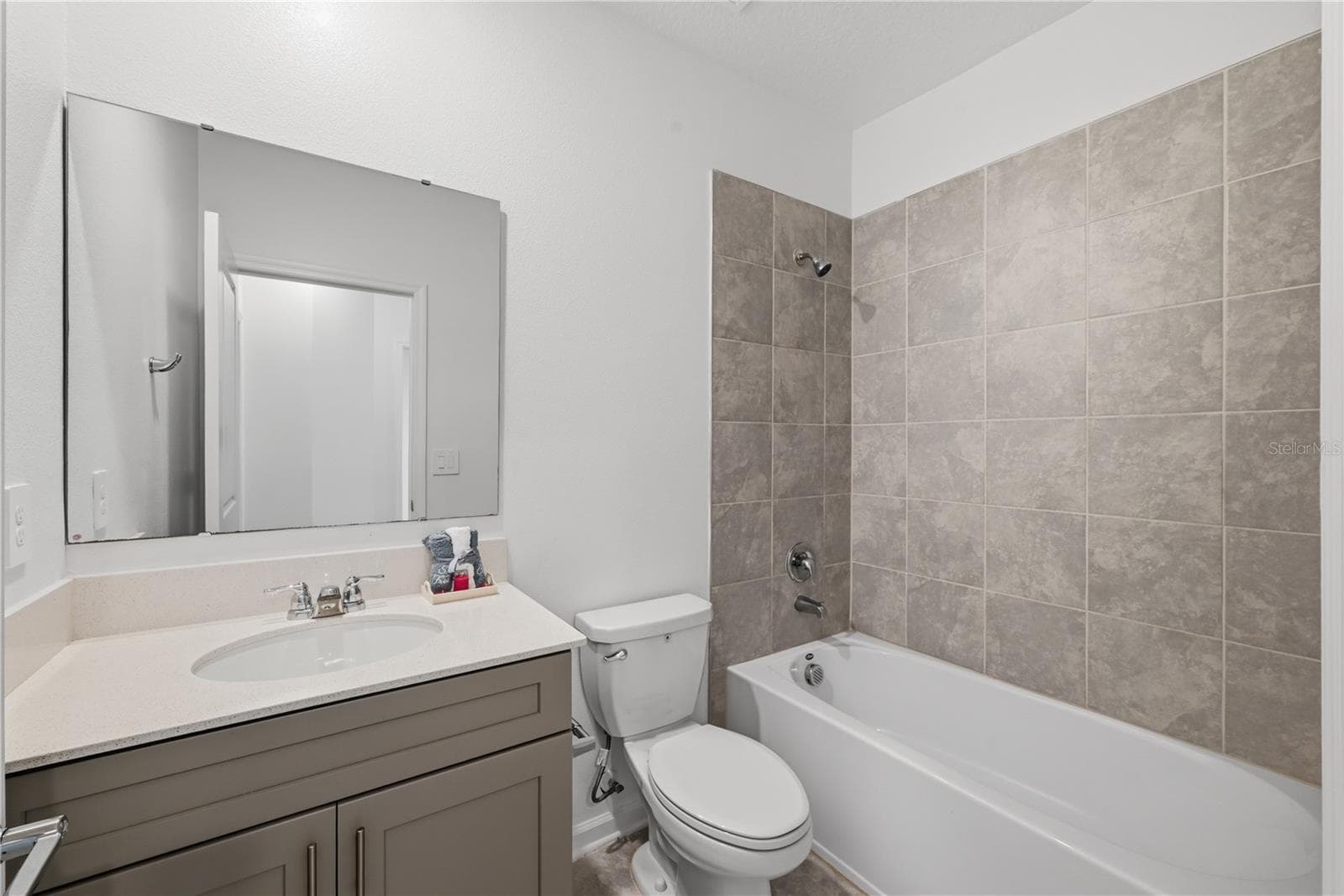 Townhouse at 2312 BROOK MARSH LOOP, KISSIMMEE, photo 7 of 26