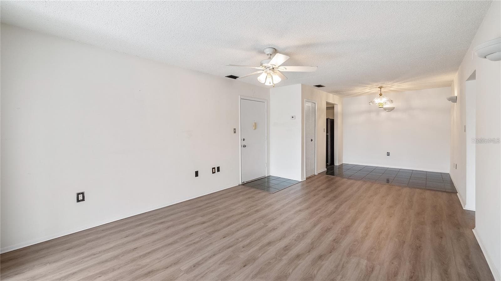Living | Dining Area - 314 CHEROKEE CT #H, ALTAMONTE SPRINGS