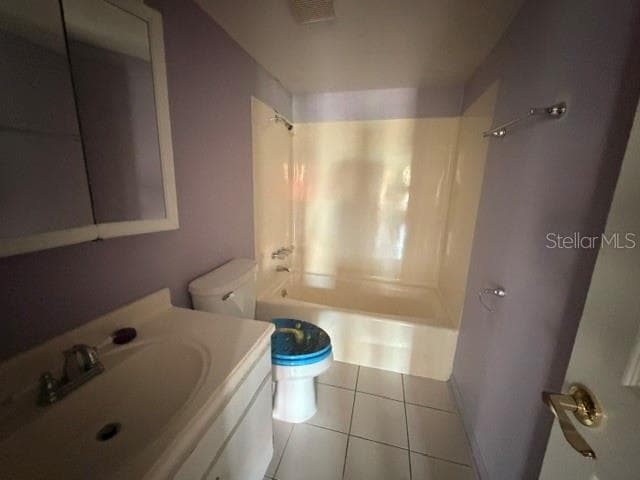 Condominium at 2400 FOREST DR #103, INVERNESS, photo 4 of 15