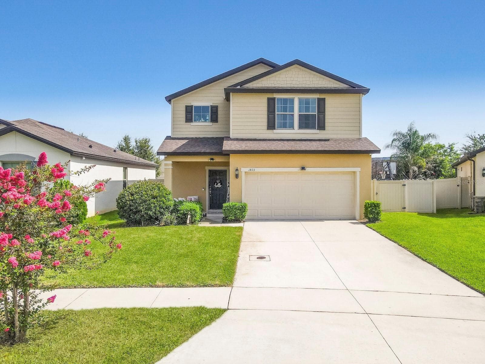 1833 CAYMAN COVE CIR