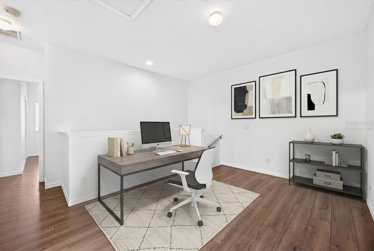 Loft. Virtually Staged. - 11429 BROWNSTONE ST, WINDERMERE